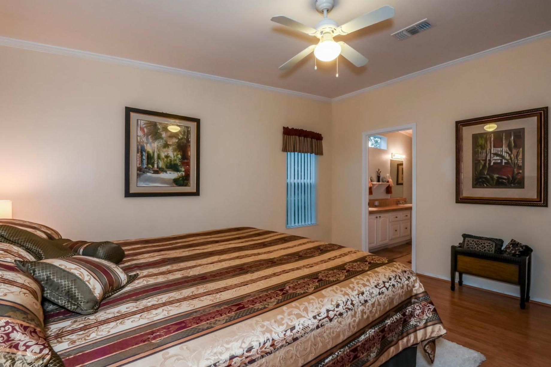 The Blue Nile! Your Florida Vacation Is Calling. Vacation, Leisure Or Business Хомосаса Екстериор снимка