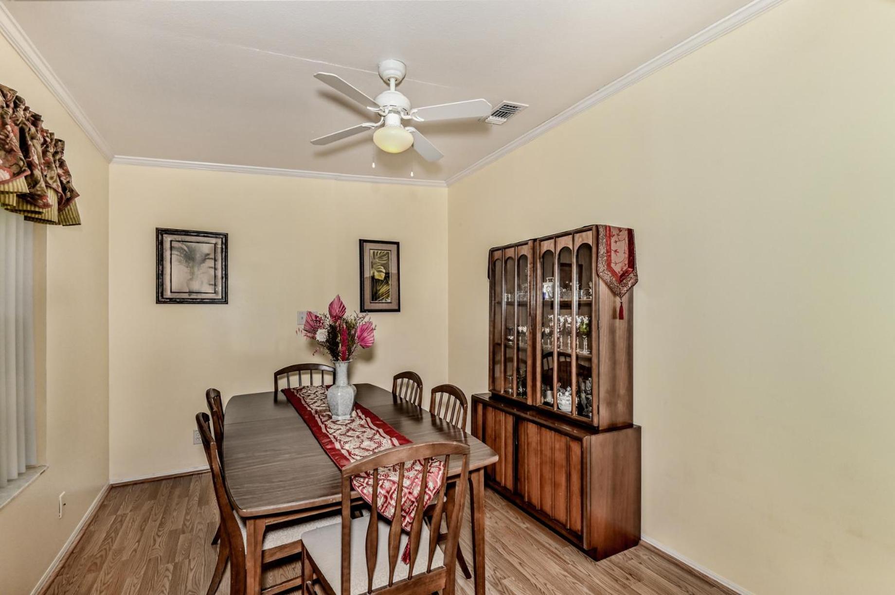 The Blue Nile! Your Florida Vacation Is Calling. Vacation, Leisure Or Business Хомосаса Екстериор снимка