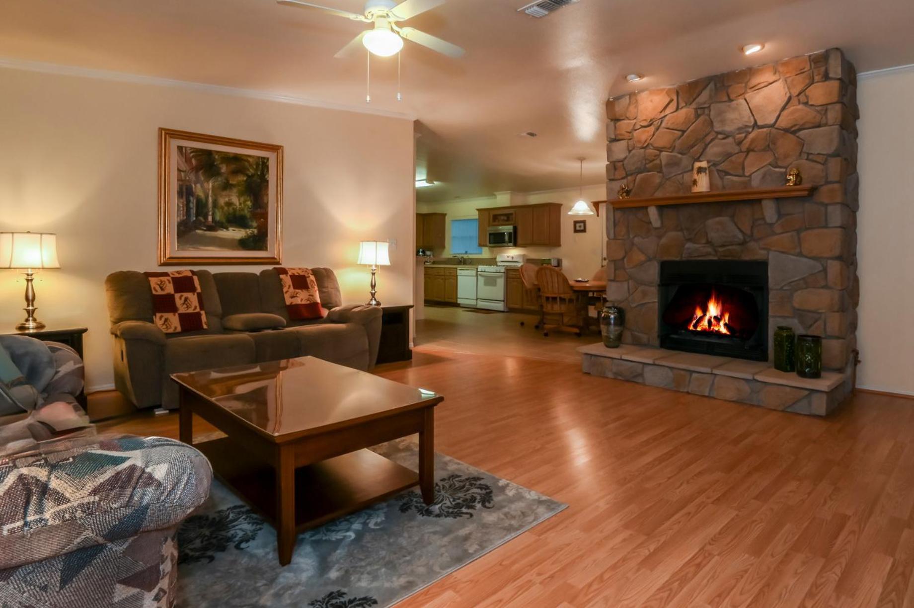 The Blue Nile! Your Florida Vacation Is Calling. Vacation, Leisure Or Business Хомосаса Екстериор снимка